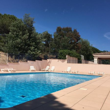 Sainte-Maxime - 3 Bedroom Apartment, Air Conditioned, Outdoor Terrace, Swimming Pool ภายนอก รูปภาพ