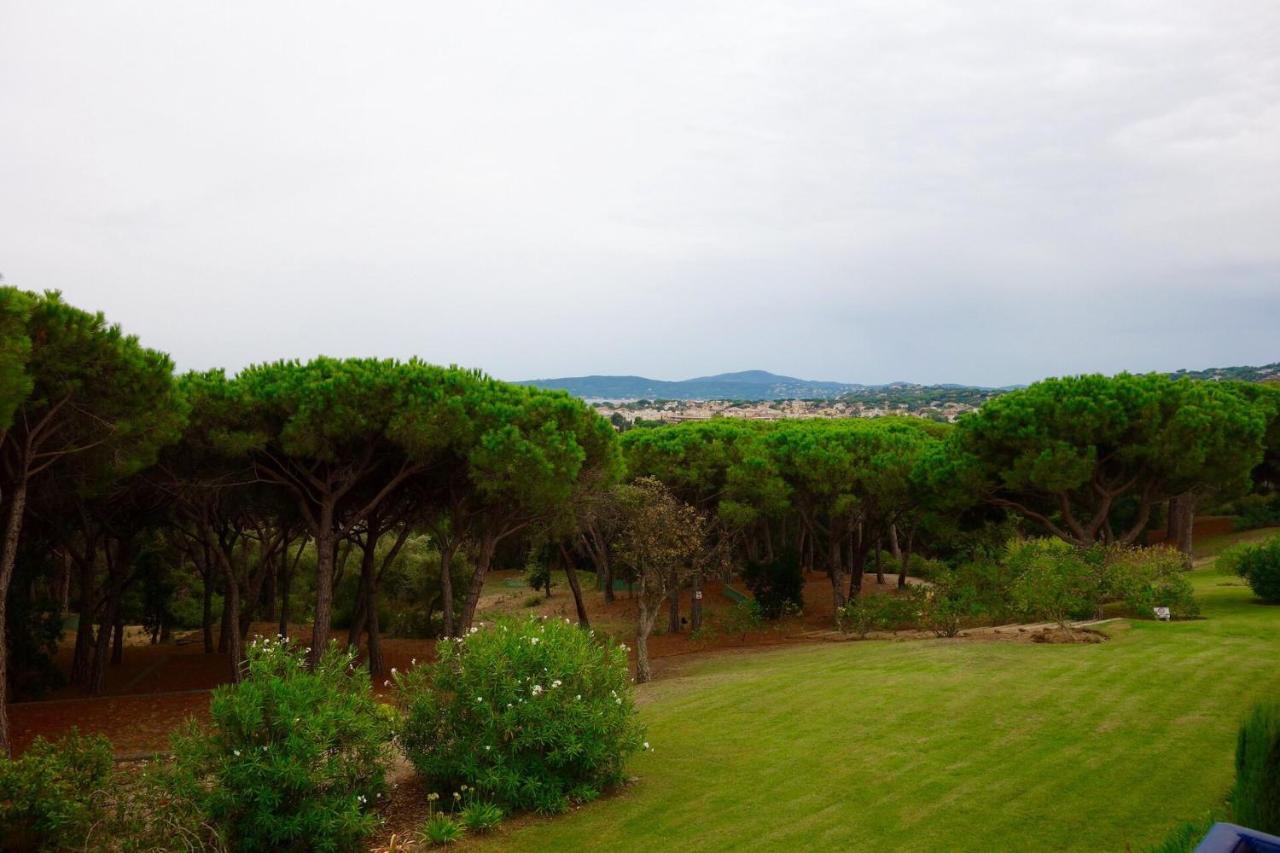 Sainte-Maxime - 3 Bedroom Apartment, Air Conditioned, Outdoor Terrace, Swimming Pool ภายนอก รูปภาพ