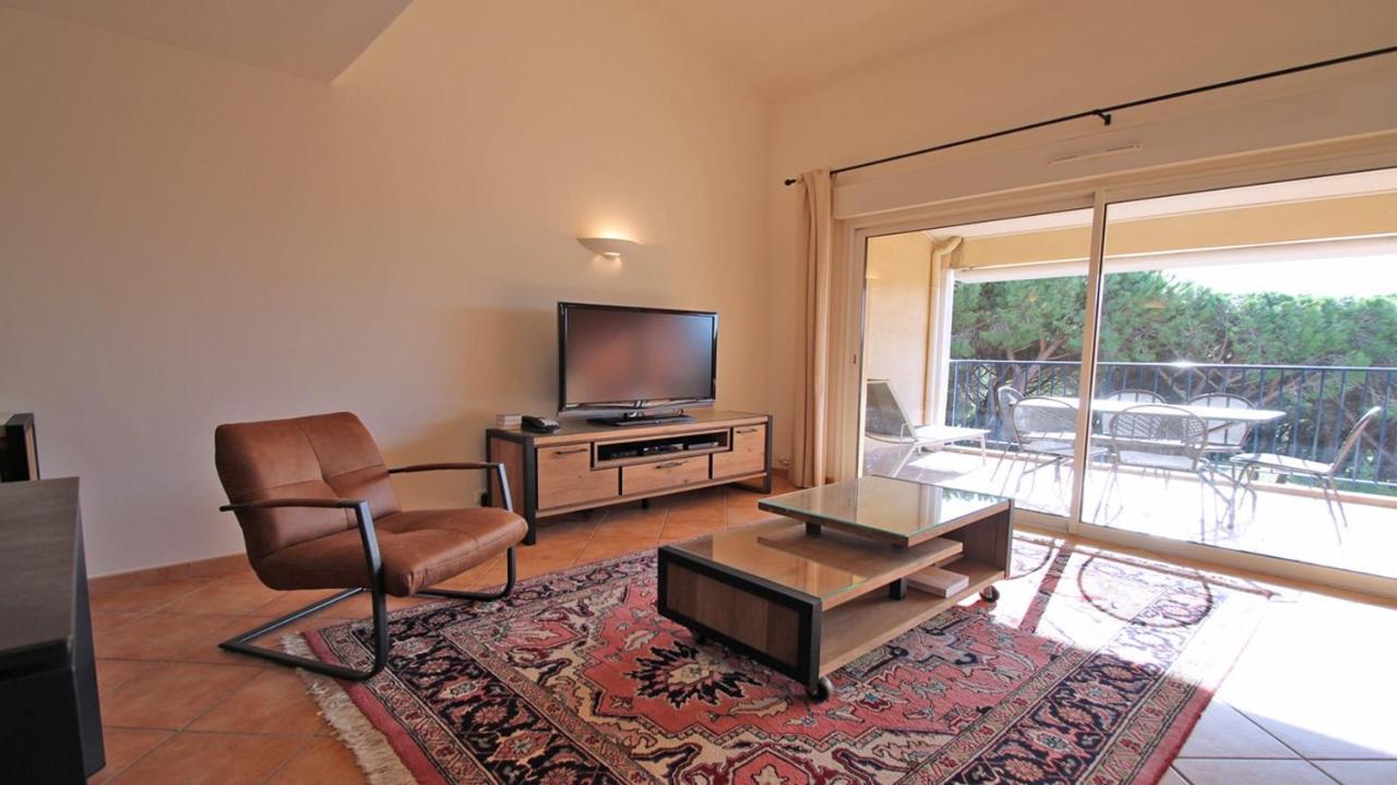 Sainte-Maxime - 3 Bedroom Apartment, Air Conditioned, Outdoor Terrace, Swimming Pool ภายนอก รูปภาพ