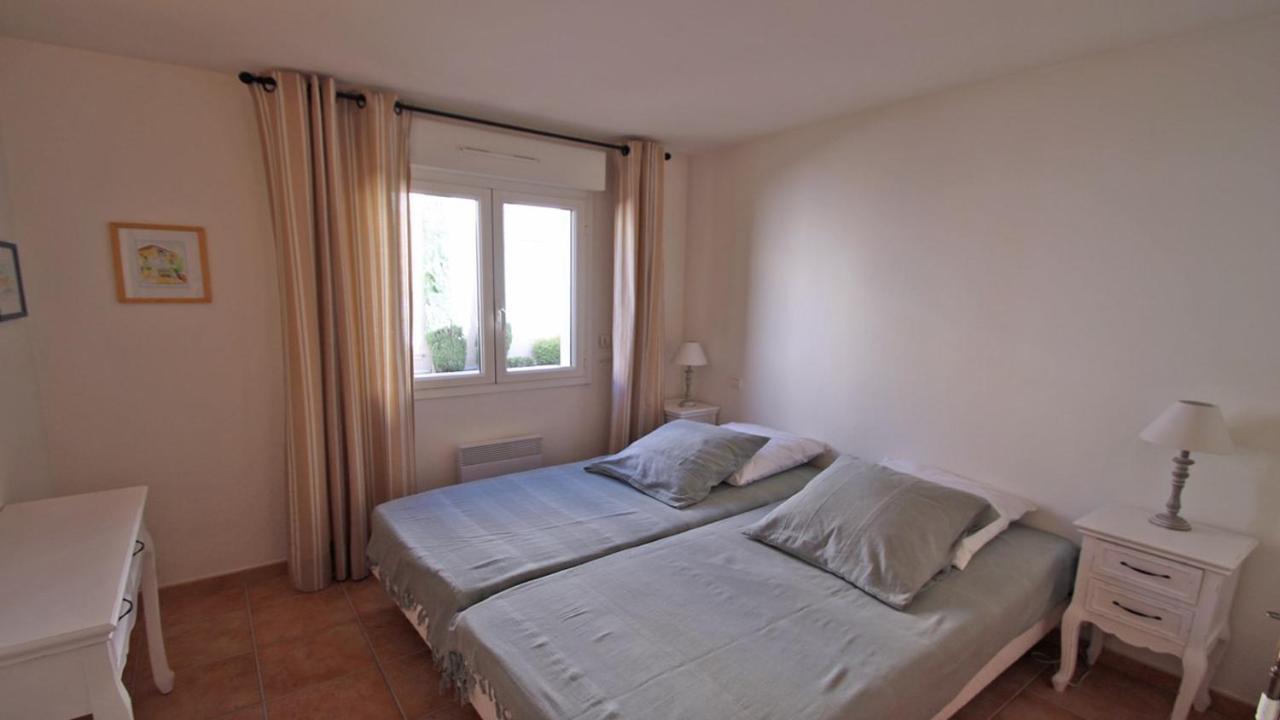 Sainte-Maxime - 3 Bedroom Apartment, Air Conditioned, Outdoor Terrace, Swimming Pool ภายนอก รูปภาพ